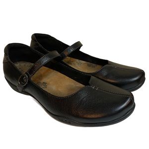 TAOS TA DAH Black Mary Jane Shoes Sz